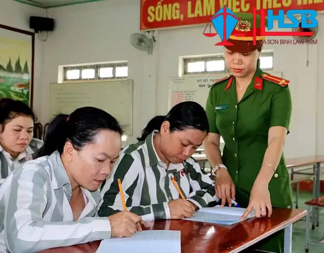 Công chứng tại trại giam như thế nào?